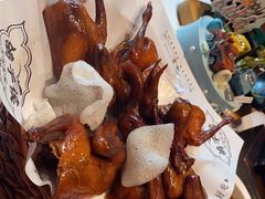 -鸽子侯·家宴·平价海鲜(市图书馆店)