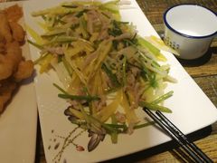 -阿洪锅贴王(小吃城店)