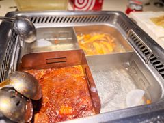 -海底捞火锅鲜切牛肉主题店(长寿路店)