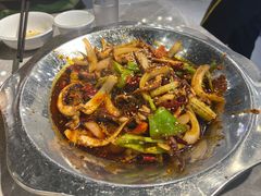 -休记光头香辣蟹干锅店(衣冠庙店)