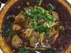 -胥佳烧鸡公牛肉面馆