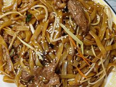 港式干炒牛河-天宝食坊·啫啫煲大排档(西华路店)