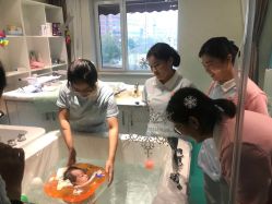 -月之旅·尊 高端月子会所(科馨别墅一店)
