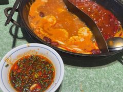 -憨铁匠老火锅(龙岗万科里店)