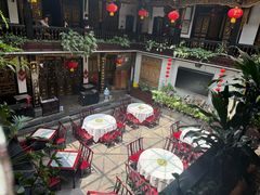 -蔼若春.传承三十年云南菜(金碧公园店)