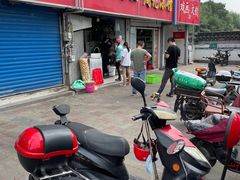 -黑皮酸菜鱼(三山街店)