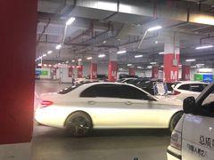 -松江万达广场-停车场