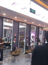 -藤野造型烫染·漂发