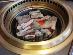 -铭牛烧肉·和牛海鲜自助(高新月牙湖店)