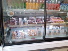 面包甜点陈列柜-金凤成祥(草桥店)