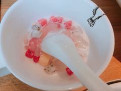现任椰奶冰粉-太二酸菜鱼(正大广场店)