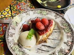 -BROWNSTONE布朗石西班牙餐厅(富城店)