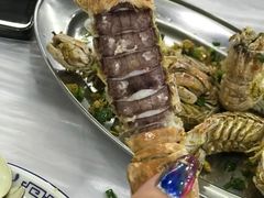 -红月湾海鲜饭店•沙滩海景(双月湾店)