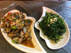 -覃记海鲜美食餐厅