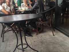 -星巴克臻选(深圳龙华红山天虹店)