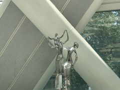 -凤凰中心