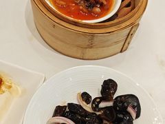 -万龙洲海鲜(大兴绿地缤纷城店)