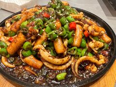 铁板鱿鱼须-八张桌子(老店)
