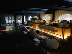 -穹六人间 people 6(岳阳路店)