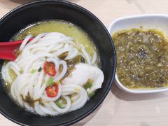 -灵芝妹子海鲜米线(凯德和平广场店)
