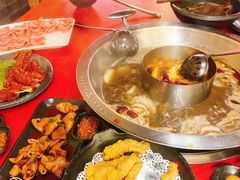 -谭鸭血老火锅(万象九宜城店)
