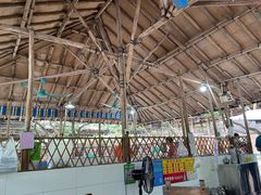 大堂-满記土窑烧鷄波浪山莊