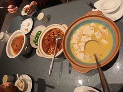 -双湖园·地标武汉菜(黄鹤楼解放路店)