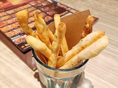 面包条-必胜客(东莞地王店)
