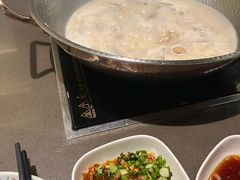 -捞王锅物料理(上海世茂广场店)