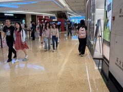 -上海世纪汇广场
