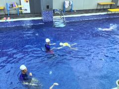 -酷游亲子游泳中心