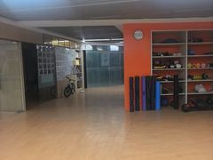 -CXFIT 陈徐健身工作室(凯旋店)