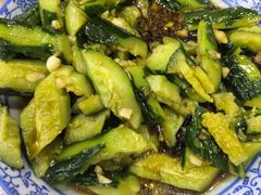 -江城燕子大排档(江汉路步行街店)