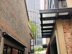 -星巴克臻选(上海今潮8弄店)