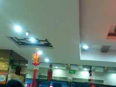 -泉福居酱骨头自助广场(南大街商业步行街店)