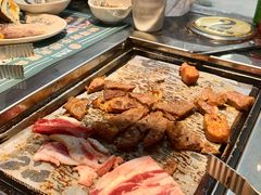 牛排肉-阪尚皇·原切牛排·烤肉火锅自助(北京路店)