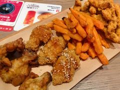 -必胜客(上海华谊新所店)