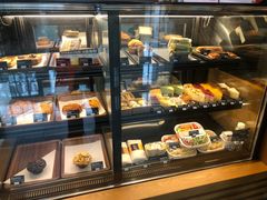 面包甜点陈列柜-星巴克(北京中关村北京国际店)