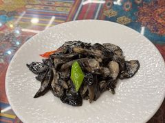 -乡村馕坑肉·烧烤·新疆菜·本地人更爱吃(阿勒泰首店)