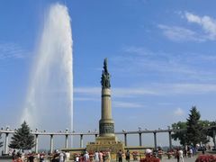 -人民防洪胜利纪念塔