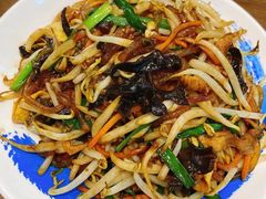 珍馐酱爆六合菜-满园烤鸭·春饼(太原街万达店)