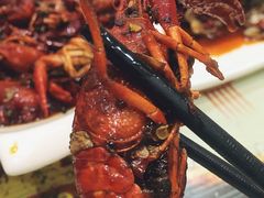 -扒虾小妹儿麻辣海鲜(宏图街店)
