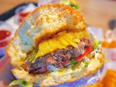 -The Habit Burger Grill 哈比特汉堡(复兴soho店)