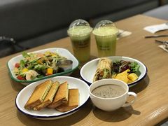 -HELLO 27 意面·沙拉·帕尼尼