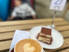 -VOYAGE COFFEE 咖啡烘焙工坊店(798艺术区店)