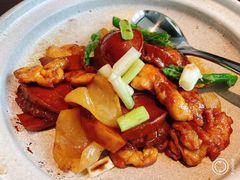 鲍鱼鸡肉煲-香樟花园新粤料理(无锡万象城店)