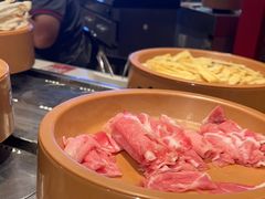 -龍歌自助小火锅(市北和达中心城店)