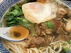 -沪西老弄堂面馆(定西路店)