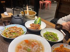 -魁盛居百年鲁菜馆(县西巷店)