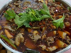 芋儿肥肠鸡-时二崽肥肠鸡大排档(健康路店)